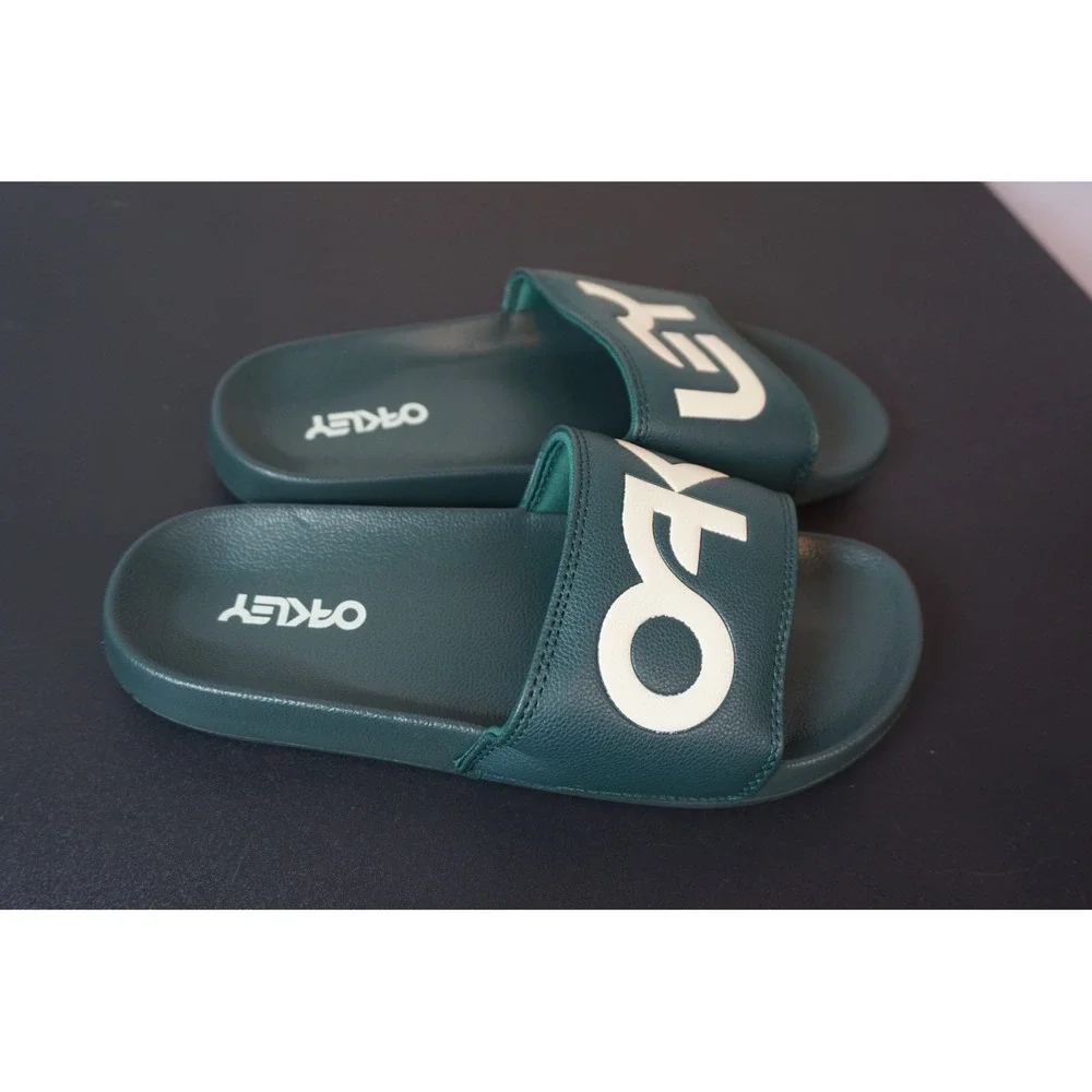 Oakley B1B Slide Sandals Mens 6 Hunter Green White Logo Athletic Slip On Shoes